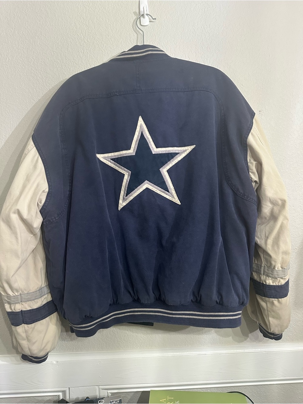 Vintage 90’s Cowboys Navy and Cream Classic Team Bomber Jacket 100% cotton